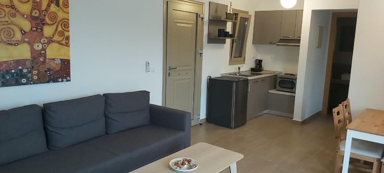 Skiathos Lagoterra Apartments Extérieur photo
